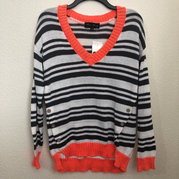 Miss Daisy Womens Medium V-Neck Sweater Elbow Patch Knit Striped NWT - Picture 3 of 14
